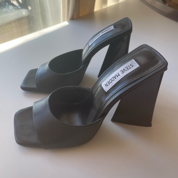 Steve Madden Mule /Slides Heels - Twists - Picture 1 of 7